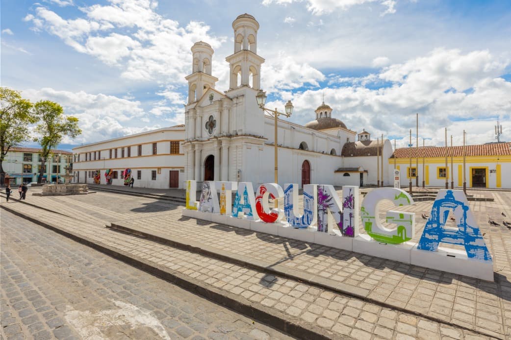 latacunga ecuador church